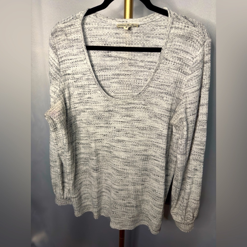 Express One Eleven Gray Thermal Long Sleeve Top size XL